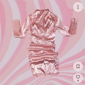 Pink dress! 🌸👛💖🩷